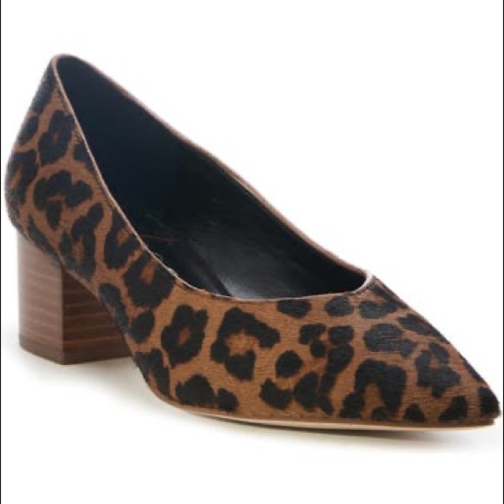 Kerah Pointed Toe Pump
SOLE SOCIETY